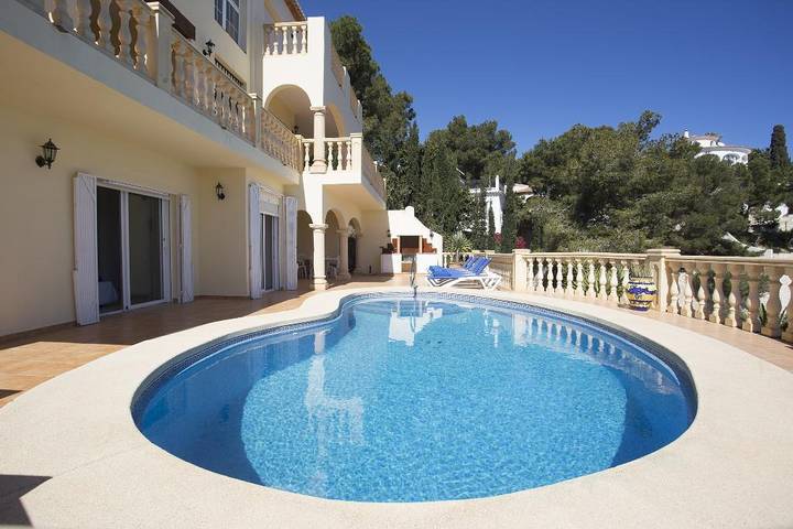 Chalet para 8 personas, con vistas al mar además de piscina y jardín, Familias con niños en Marina Alta - 3