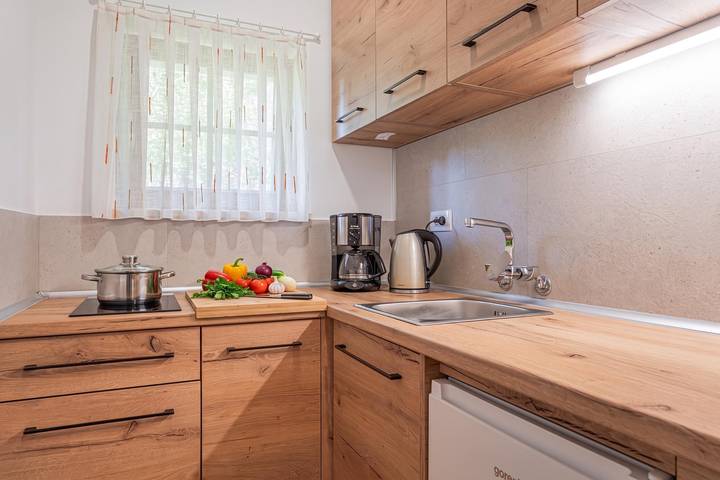 Ganze Wohnung, Pivka Apartment With Balcony in Innerkrain-Karst