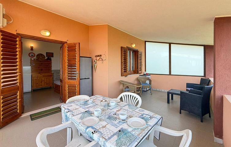 Accogliente appartamento con vista mare, terrazza, cucina e parcheggio vicino a Costa Rei in Costa Rei, Muravera