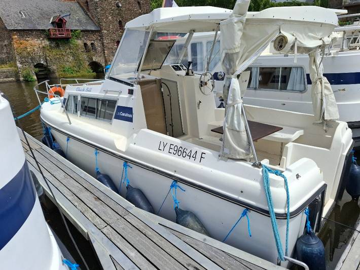 Einzigartiger Aufenthalt auf Boot in Chenillé-Changé in Chenillé-Changé, Segré und Umgebung