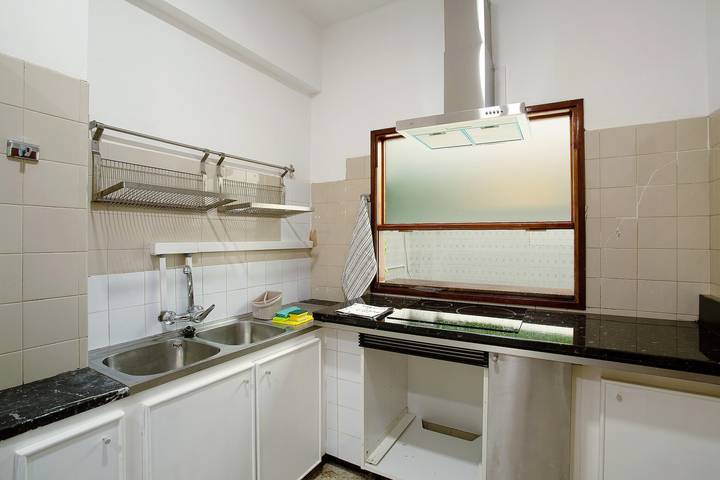 Apartamento entero, Apartamento de vacaciones 'Don Victor' con terraza privada, balcón y Wi-Fi in La Isleta, Las Palmas de Gran Canaria