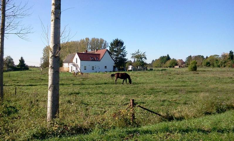 Ferme pour 4 personnes, avec jardin dans Hainaut