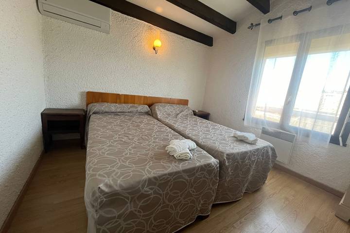 Gîte pour 10 personnes, avec terrasse dans Plage de la Côte Vermeille - 3