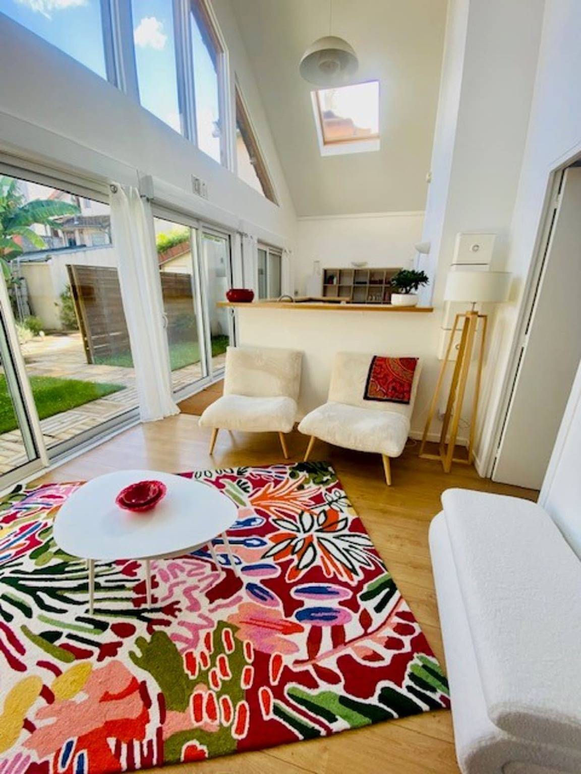 House with private pool in Colombes, foto 12