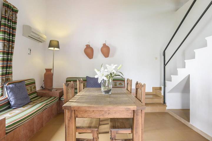 Ferienhaus 'Miguelin 3' mit Gemeinschaftspool, WLAN und Klimaanlage in Playa de Zahora, Barbate