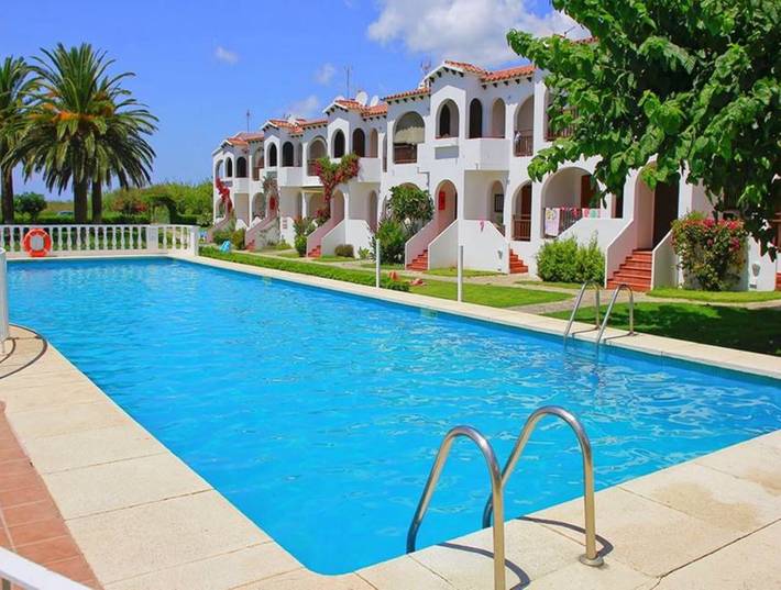 Apartamento entero, Apartamento en Complejo con Piscina - Girasol Garden Superior 2 C in Sant Jaume, Municipio de Alaior