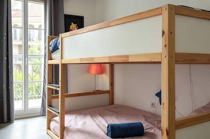 Apartamento entero, 2Bedroom Apartment near Disneyland paris,outlet shopping, 2Free Parking, Balcony in Serris, Sena y Marne