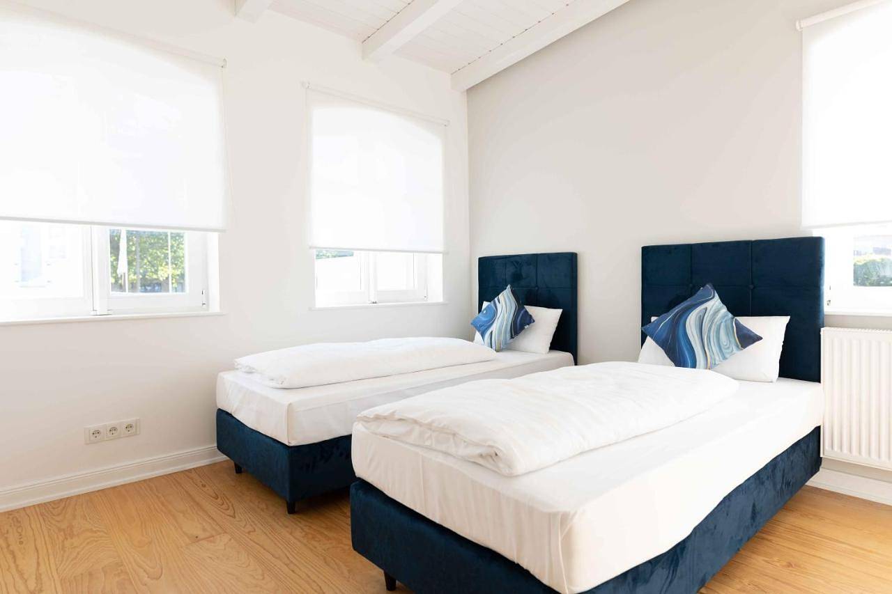 Double or Twin Room with Shared Bathroom in Hamburg Wandsbek, Hamburg