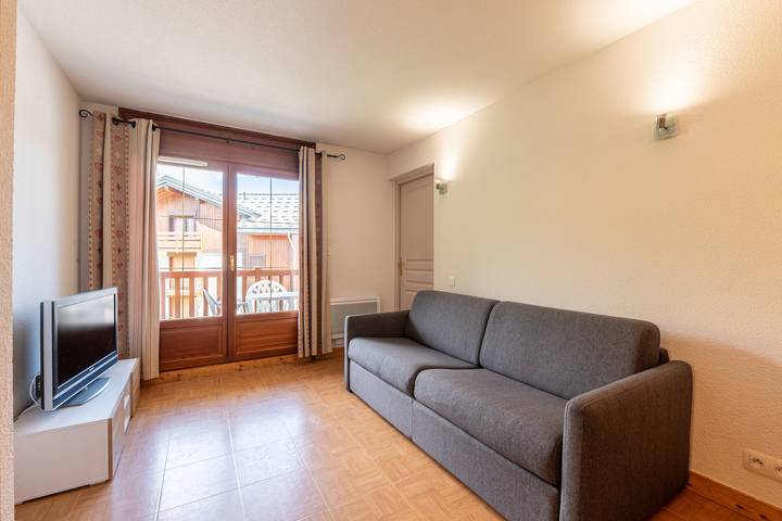 Gîte pour 4 personnes, avec piscine et balcon à Flumet - 3