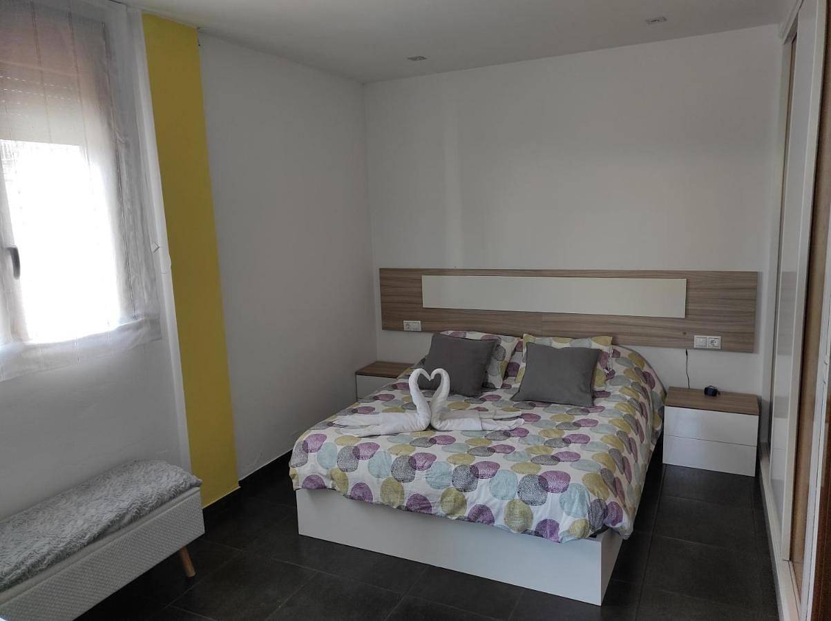 Two-Bedroom House in Isla de Arosa, Rias Baixas