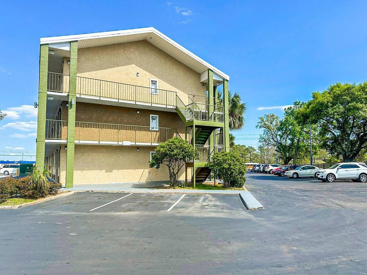 Entire apartment, 2 Full Beds | Nsmk in Mobile (AL), Mobile Bay