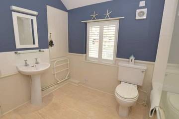 Holiday Home for 2 People in Eastbourne, East Sussex, Photo 3