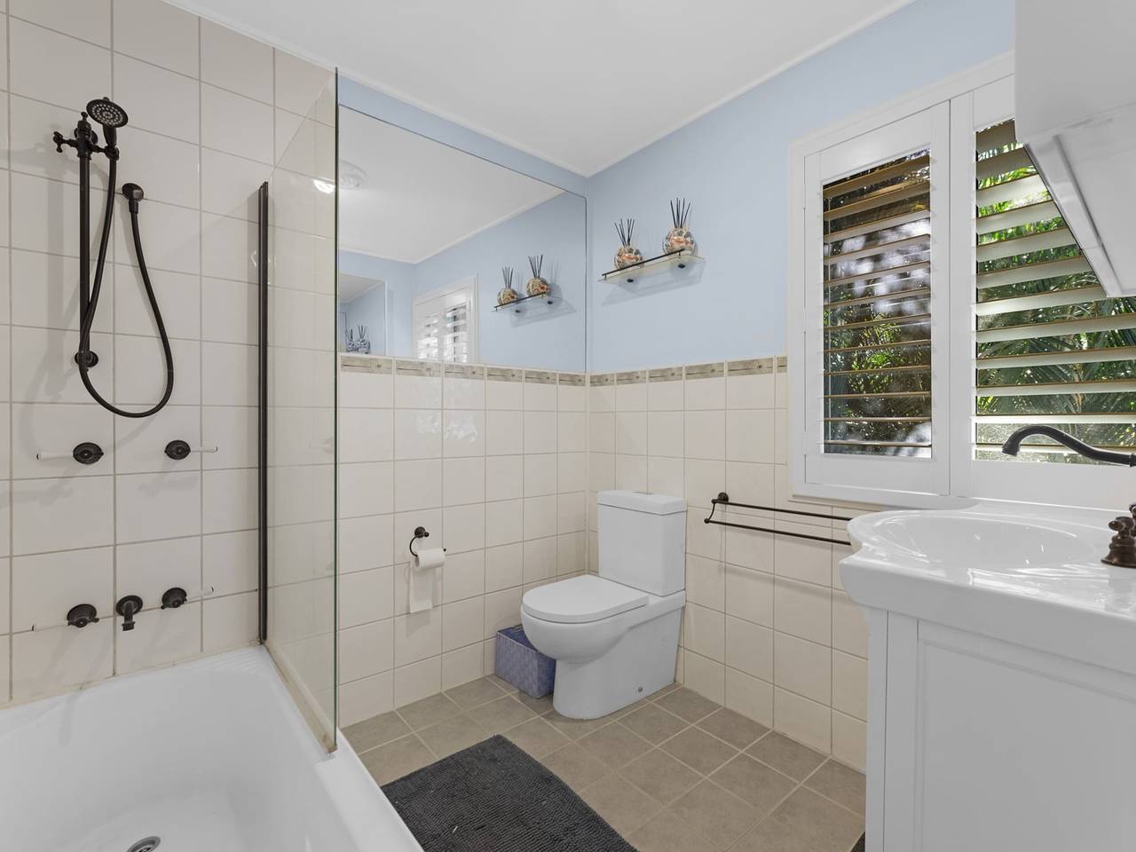Apartamento entero, The Palms - Retiro de playa con piscina, jardín y barbacoa in Fraser Coast