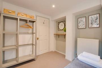 Holiday Home for 6 People in Holt, Norfolk, Photo 3