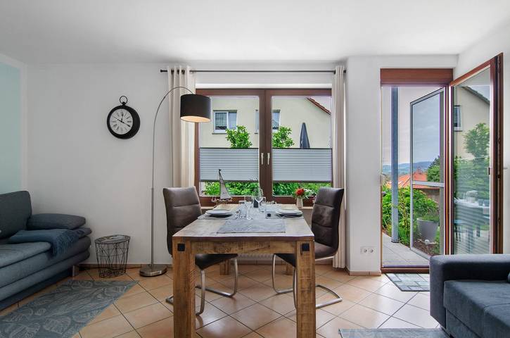 Entire apartment, Apartment 'Ferienwohnung Mit Terasse' with Private Terrace and Wi-Fi in Salem, Region Bodensee-Oberschwaben