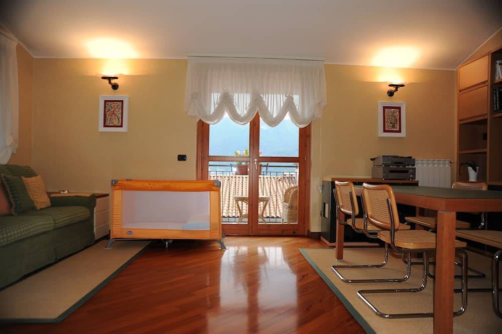 Ganze Wohnung, Herrlicher Blick auf die Insel Comer See in Sala Comacina, Sala Comacina und Umgebung