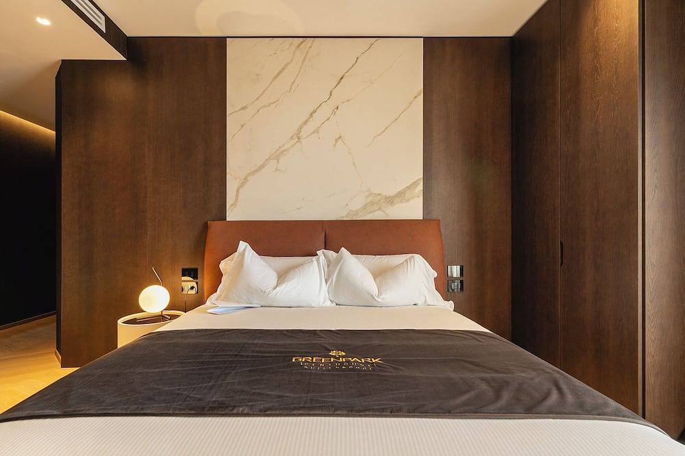 Superior Suite with heated pool in the heart of Bari in Bari, Bari Provinz
