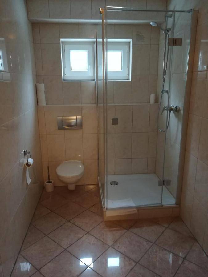 Ganze Wohnung, Apartment Froschkönig in Gladenbach, Naturpark Lahn-Dill-Bergland