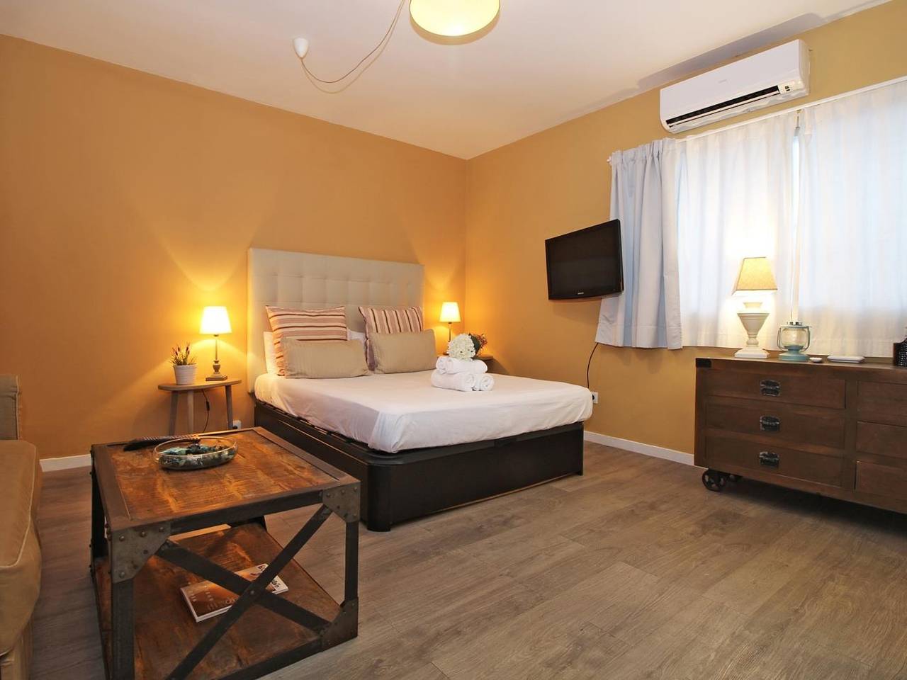 Hel enrumslägenhet, Studio för 4 Personer in Playa de la Malagueta, Malaga