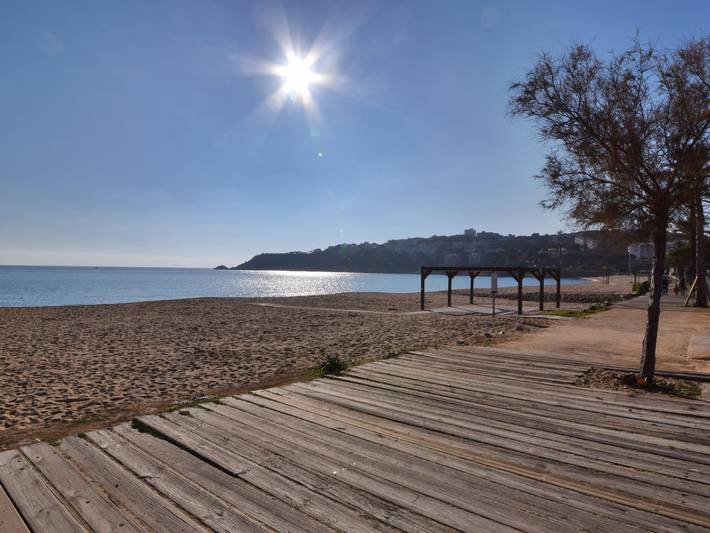 Gîte pour 6 personnes, avec jardin et piscine à Sant Feliu de Guíxols - 4