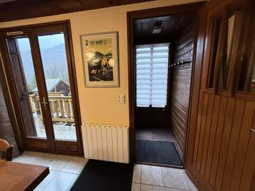 Chalet pour 6 Personnes dans Laveissière, Région de Saint-Flour, Photo 2