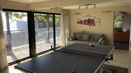 Holiday Home for 8 People in Mount Martha, Mornington Peninsula, Photo 2