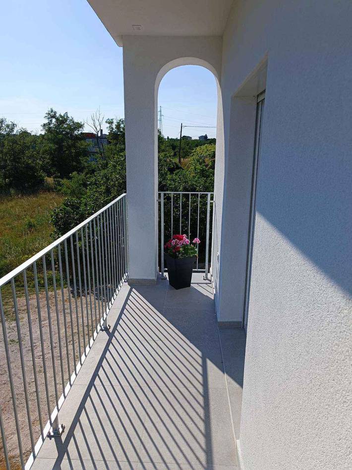 Ferienwohnung für 5 Personen, mit Balkon und Garten in Lopar - 4