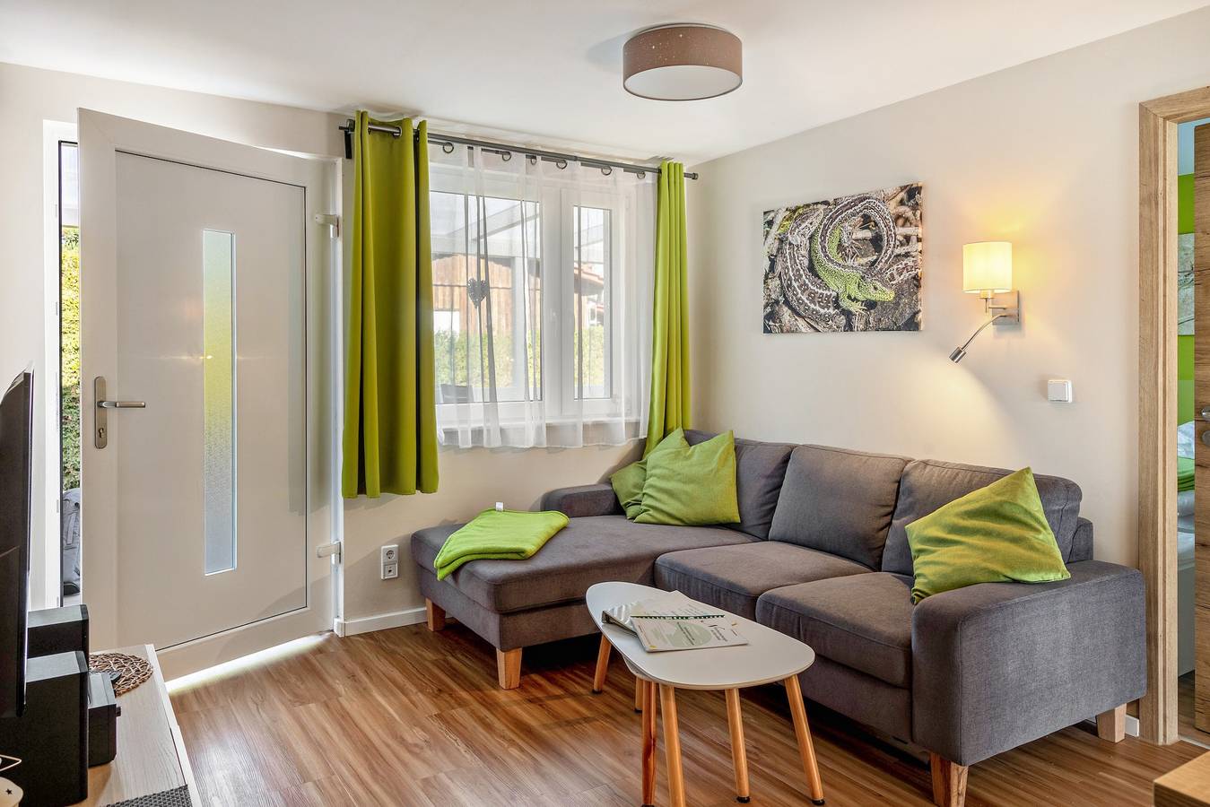 Ferienhaus 'Ferienhaus Zauneidechse' mit privater Terrasse, privatem Garten und Wlan in Ferchesar, Stechow-Ferchesar