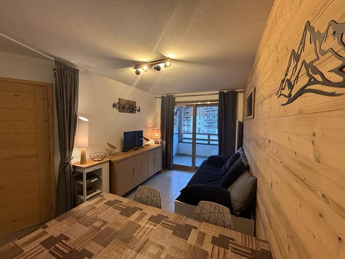Gîte pour 5 personnes, avec balcon dans Office De Tourisme D Auris En Oisans - 2