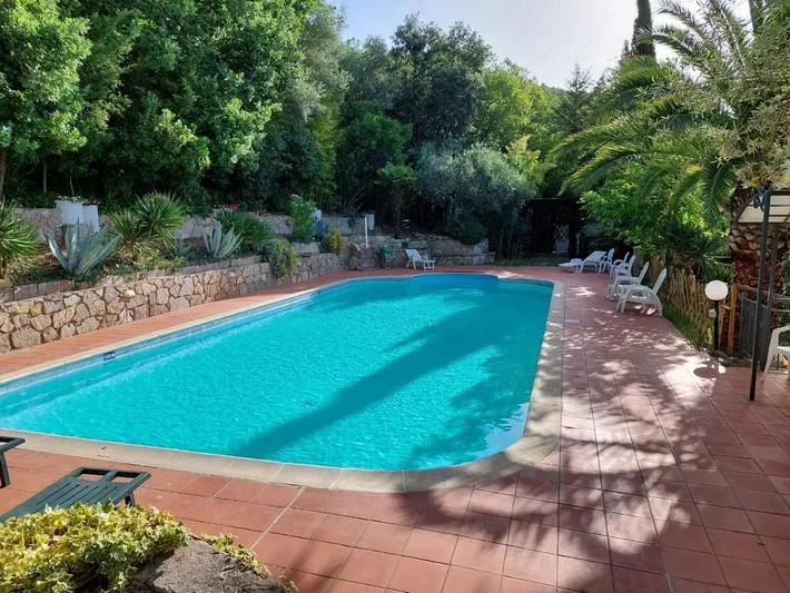 Apartamento de vacaciones para 4 personas, con vistas y vistas al lago además de jardín y piscina - 1