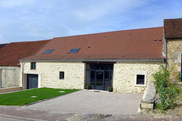 Vakantiehuis voor 6 personen, with Terras and Tuin as well as Uitzicht in Haute-Marne