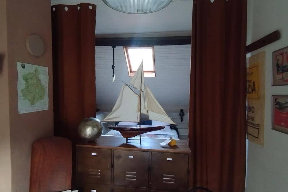 2 chambres d'hôtes à la Maison Marguerite (vallée de l'Eure, près de Maintenon) in Saint-Martin-de-Nigelles, Région de Chartres