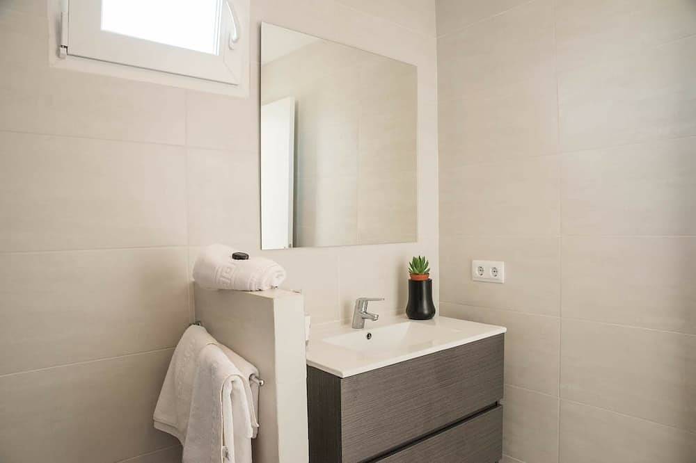 Entire apartment, Modern Apartment Front Vacational Complex Bellevue in Alcúdia, North Majorca