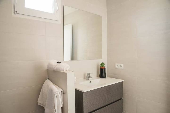 Entire apartment, Modern Apartment Front Vacational Complex Bellevue in Alcúdia, Coast of Mallorca