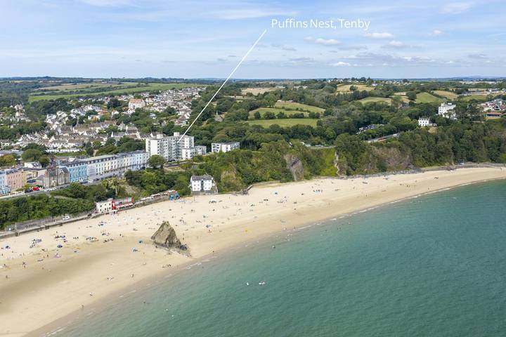 Puffins Nest, Tenby in Tenby, Pembrokeshire