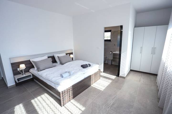 Villa für 8 Personen, mit Balkon und Garten in Poreč - 2