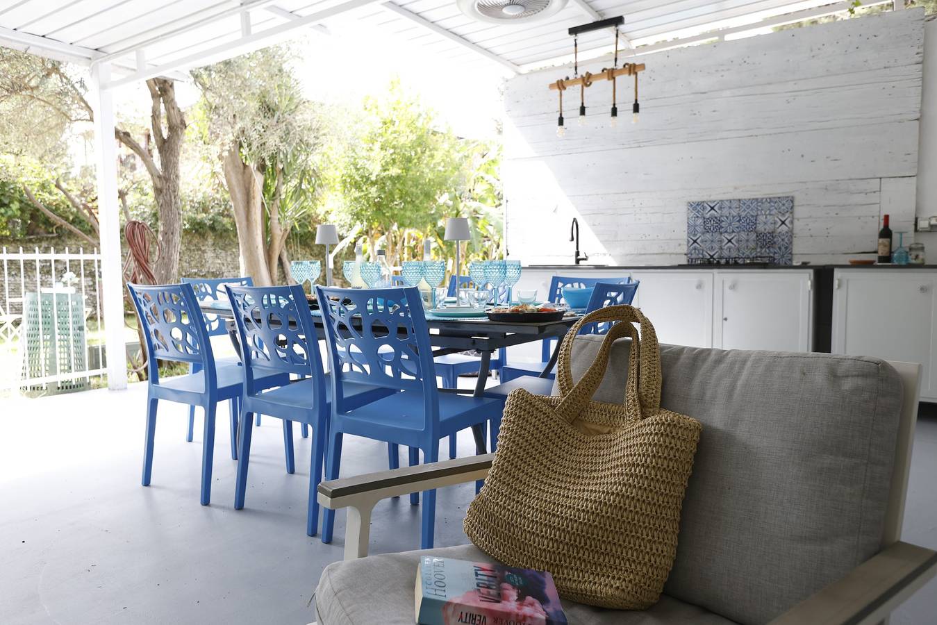 Villa 'Met Mediterraan Sterrenzwembad', bergzicht, wifi en airco in Palermo, Provincie Palermo