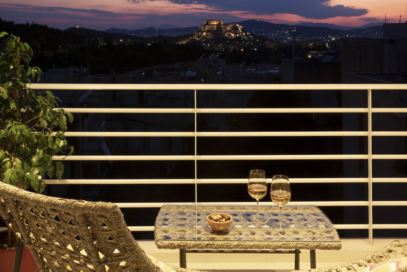 Ganze Wohnung, Ippodamou 25- Stunning Acropolis view apartment in Zentral-Athen, Athen