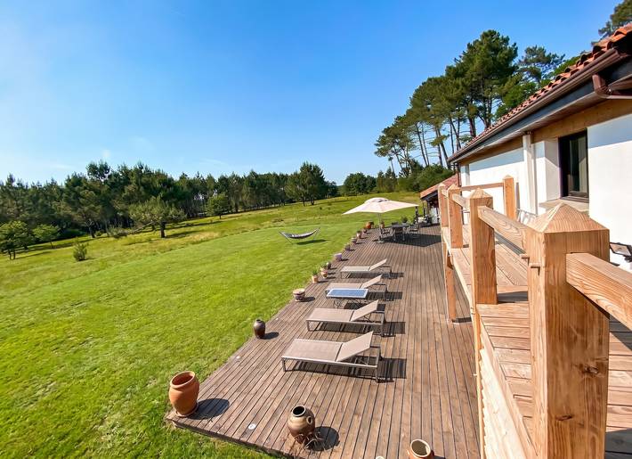 Location de vacances pour 6 personnes, avec Balcon/Terrasse ainsi que Terrasse et Jardin à Mézos