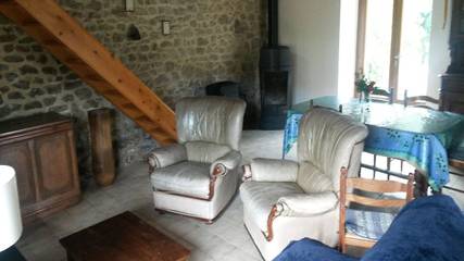 Location de vacances pour 6 personnes, avec jardin à Sauvain