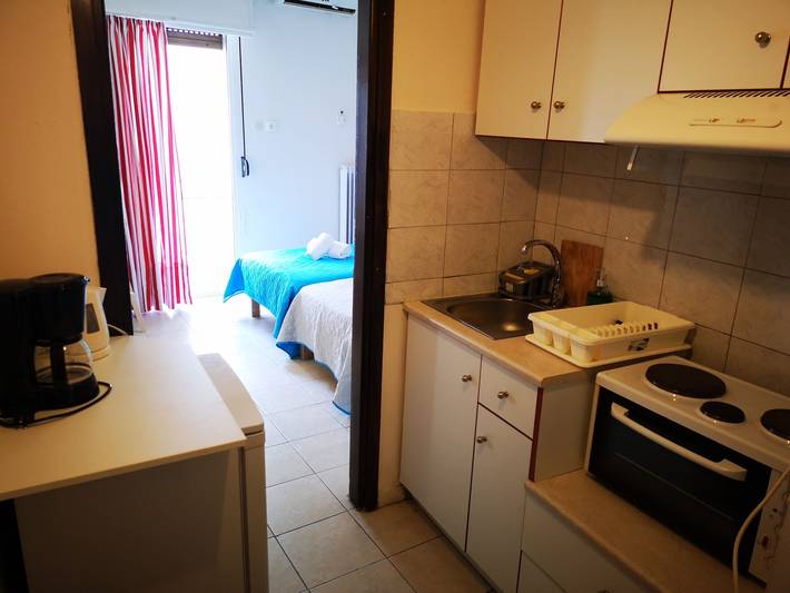 Studio entier, Studio pour 2 personnes avec terrasse in Région d'Iraklio-Héraklion