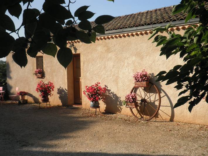 Gîte pour 6 personnes, avec jardin ainsi que terrasse et vue sur le lac dans le Tarn-et-Garonne - 2