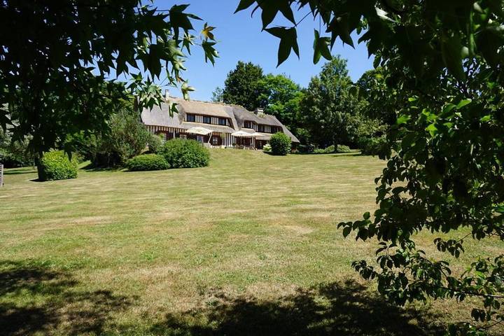 Villa pour 6 personnes, avec vue ainsi que piscine et jardin