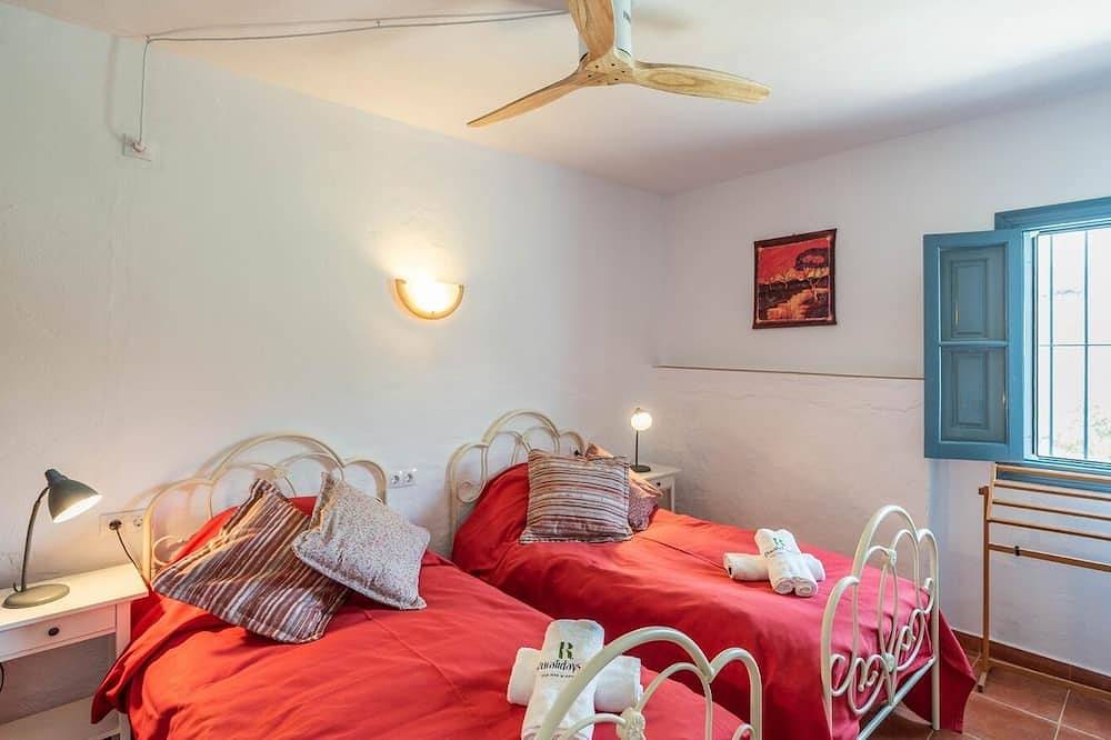 Finca Los Meleros Olvera by Ruralidays in Olvera, Pueblos Blancos