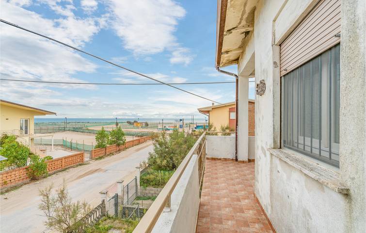 Ganze Ferienwohnung, Appartement mit Meerblick, Parkplatz und Terrasse in Rosolina Mare, Rosolina