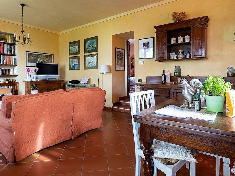 Tritt — Casa vacanze con piscina a Paciano per 2 persone in Paciano, Perugia e dintorni