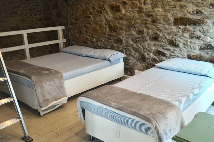 Gîte pour 19 personnes, avec Balcon et Jardin