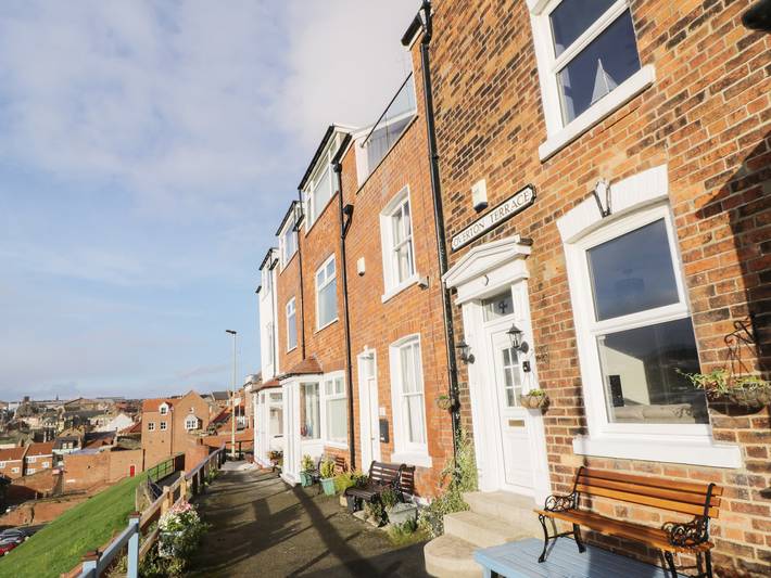 Cottage for 6 people, with Terrace in Scarborough