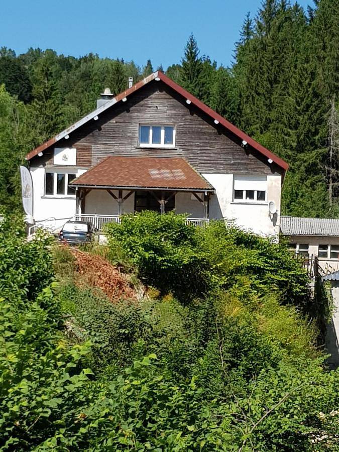 Camping pour 7 personnes, avec Terrasse