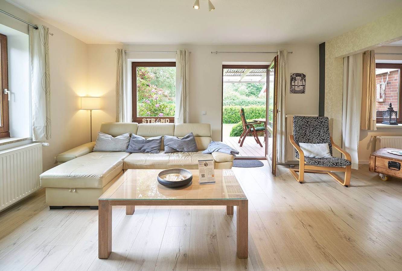 Ganze Wohnung, Ferienwohnung „Waterkant“ am Wittensee – viel Platz, Garten und Spielscheune in Wittensee, Rendsburg-Eckernförde